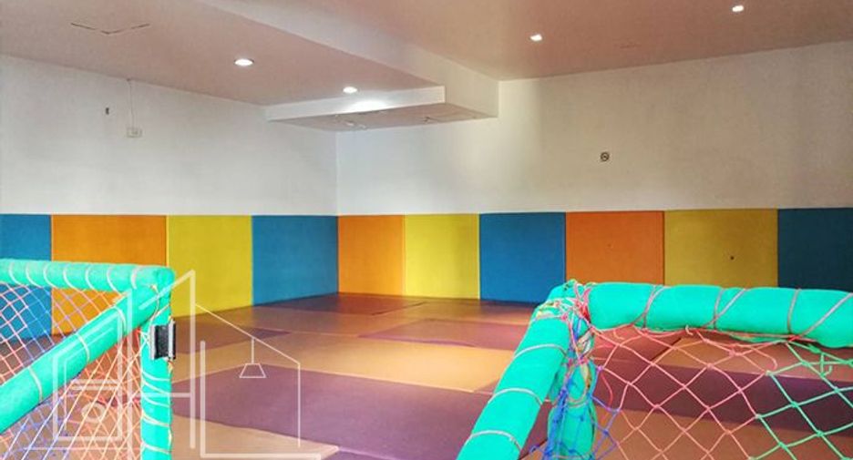 Apartment zur Miete mit 4 Zimmer in Watthana, Bangkok