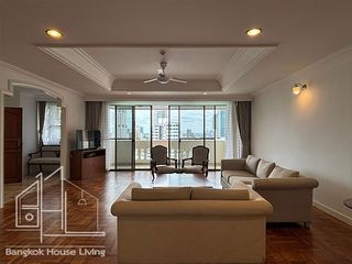For rent 3 bedrooms condo in Watthana, Bangkok