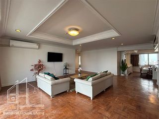 For rent 3 bedrooms condo in Watthana, Bangkok