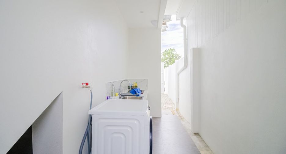 For rent 4 bedrooms house in Hang Dong, Chiang Mai