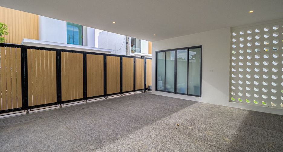 For rent 4 bedrooms house in Hang Dong, Chiang Mai