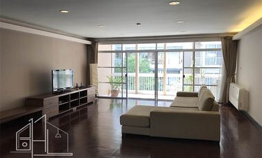 Apartment zur Miete mit 3 Zimmer in Khlong Toei, Bangkok