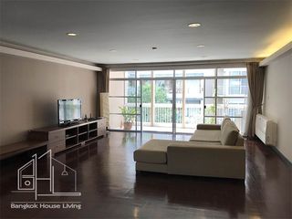 Apartment zur Miete mit 3 Zimmer in Khlong Toei, Bangkok
