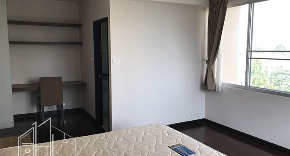 Apartment zur Miete mit 3 Zimmer in Khlong Toei, Bangkok