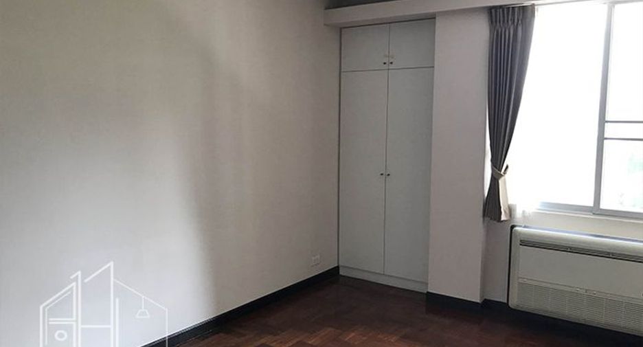 Apartment zur Miete mit 3 Zimmer in Khlong Toei, Bangkok