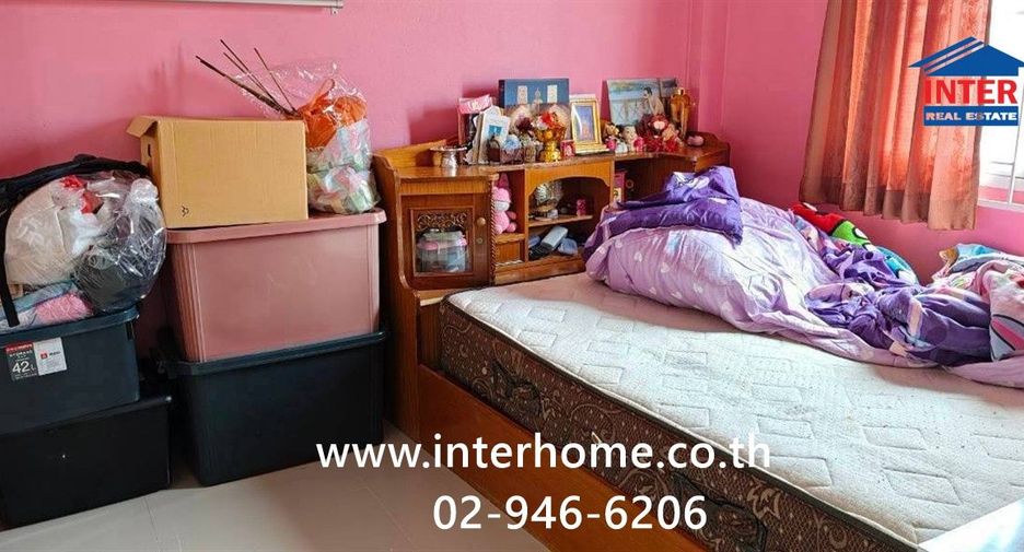 For sale 4 ベッドルーム townhouse in Nong Chok, Bangkok