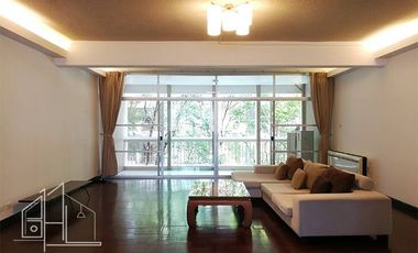 Wohnung zur Miete mit 3 Zimmer in Khlong Toei, Bangkok