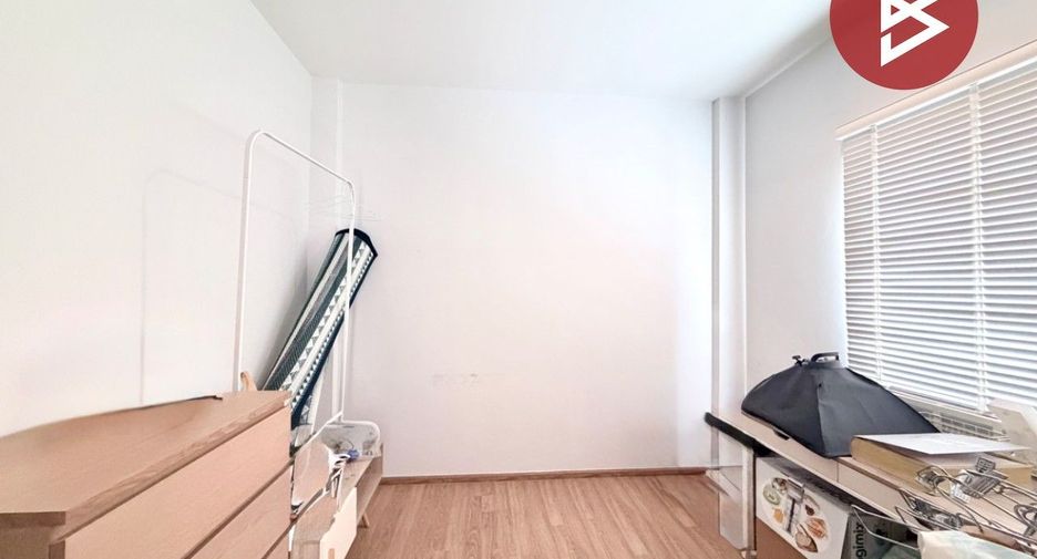Reihenhaus zum Kauf mit 2 Zimmer in Bang Kruai, Nonthaburi