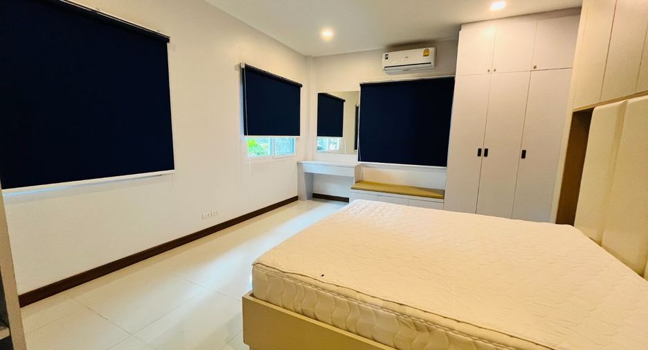 For rent 5 bedrooms house in Mueang Chiang Mai, Chiang Mai