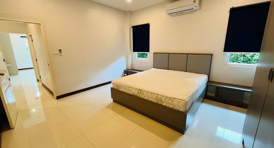 For rent 5 bedrooms house in Mueang Chiang Mai, Chiang Mai