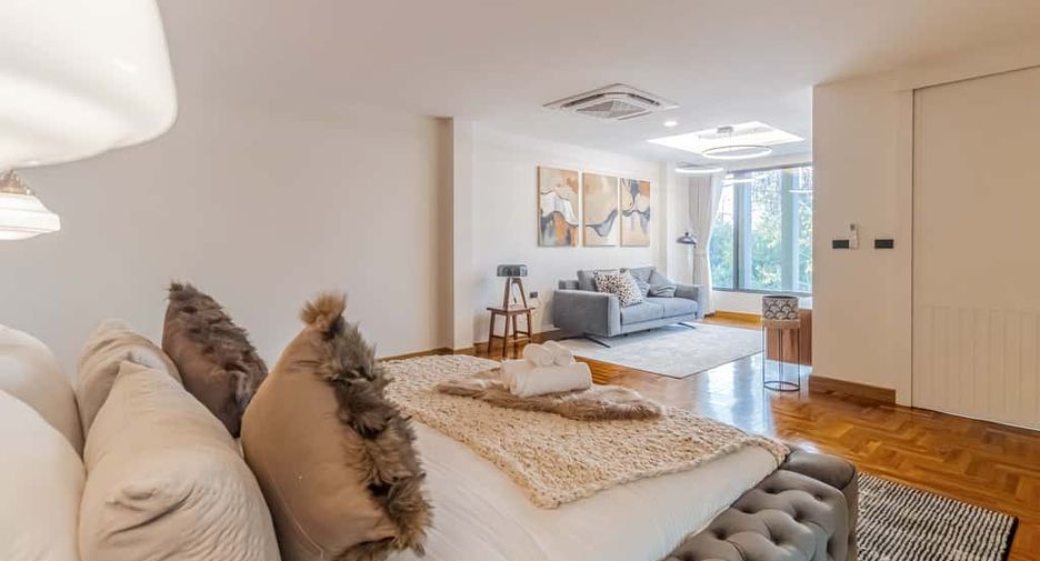 For rent and for sale 5 bedrooms house in San Sai, Chiang Mai