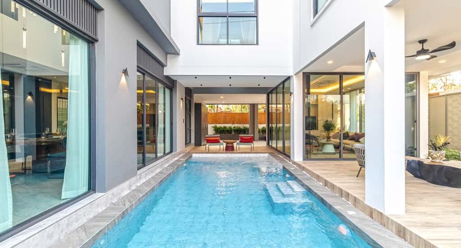 For rent and for sale 5 bedrooms house in San Sai, Chiang Mai