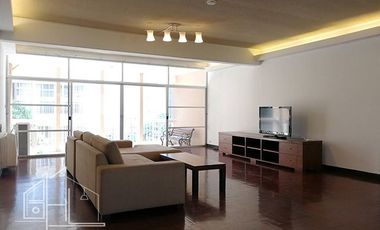 Wohnung zur Miete mit 3 Zimmer in Khlong Toei, Bangkok