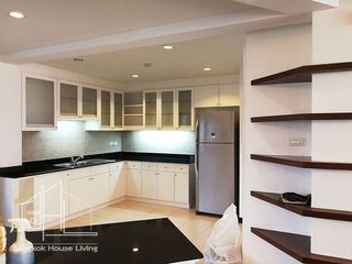 For rent 3 bedrooms condo in Khlong Toei, Bangkok