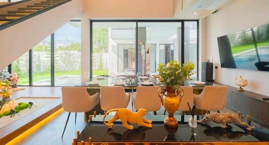 Villa en alquiler y en venta de 5 habitaciones en San Sai, Chiang Mai