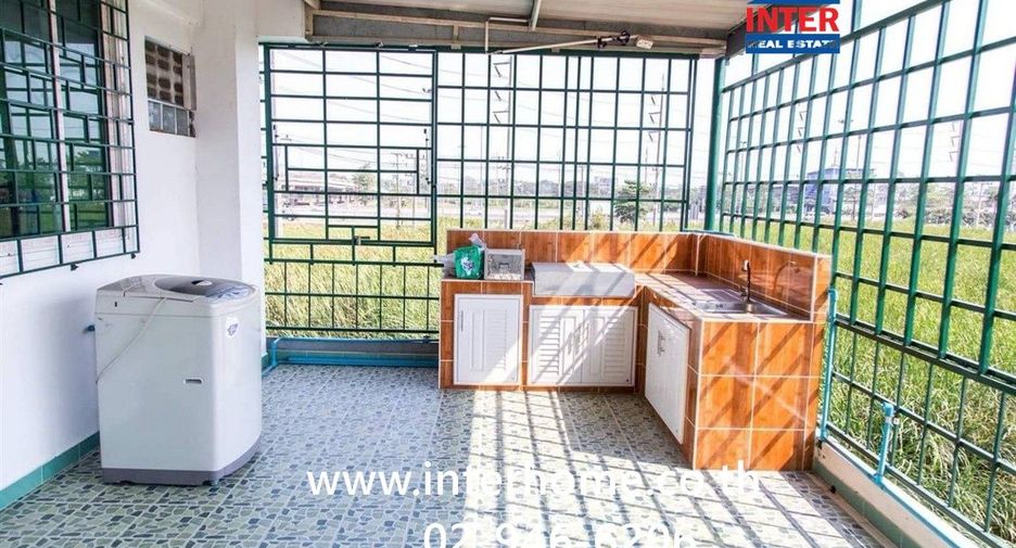 出售 7 卧室 商业空间 在 Khlong Luang, Pathum Thani