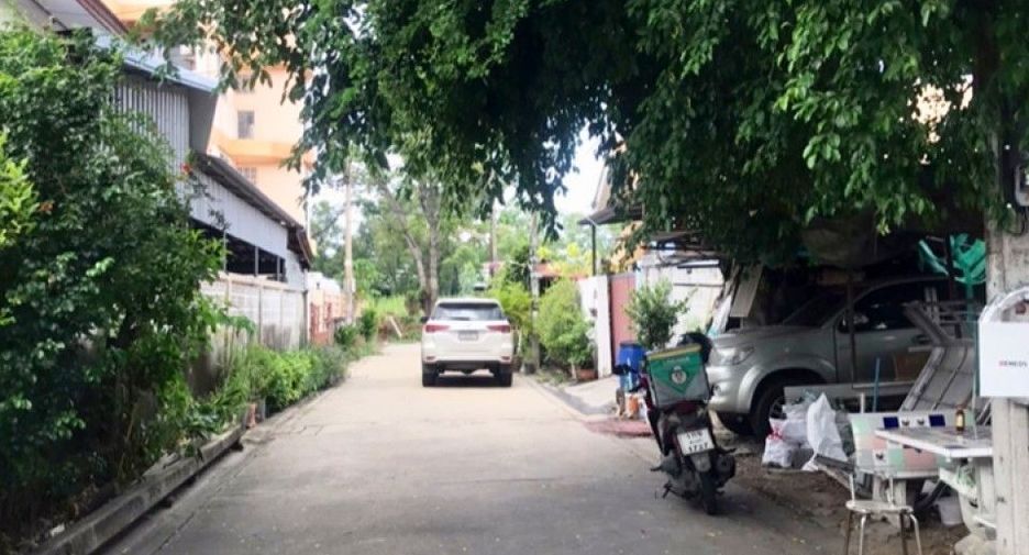 Haus zum Kauf mit 2 Zimmer in Min Buri, Bangkok