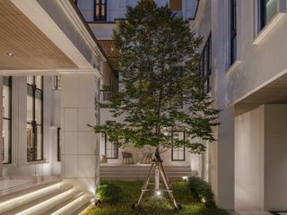 For rent そして for sale 3 ベッドルーム house in Pathum Wan, Bangkok