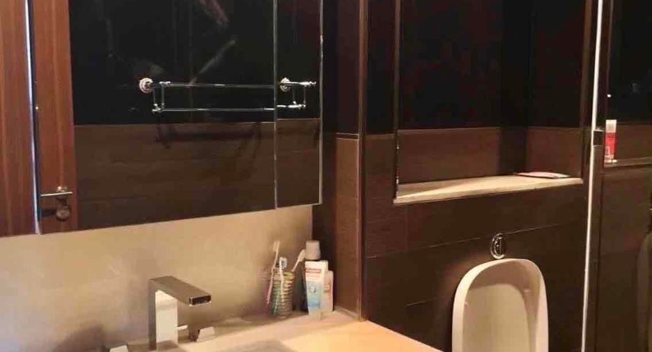 À vendre 3 chambres condo à Sathon, Bangkok