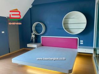 For sale 2 bedrooms townhouse in Wang Thonglang, Bangkok