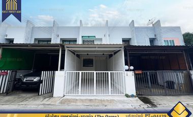 À vendre 2 chambres maison de ville à Bang Bo, Samut Prakan