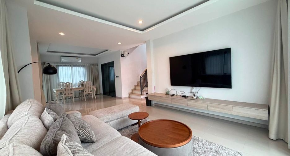 For rent 3 bedrooms house in Bang Lamung, Chonburi