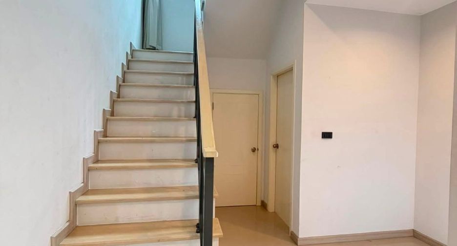 For rent 3 bedrooms house in Bang Lamung, Chonburi