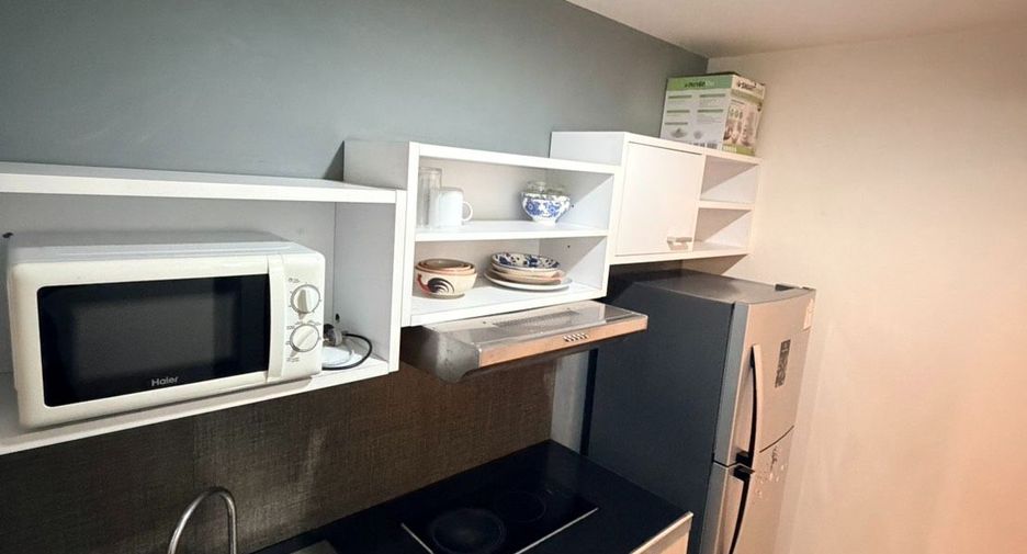 For rent 2 bedrooms condo in Bang Lamung, Chonburi