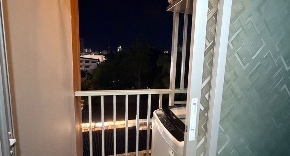 For rent 2 bedrooms condo in Bang Lamung, Chonburi