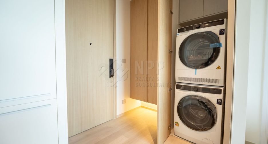 Condo en alquiler y en venta de 1 habitaciones en Sathon, Bangkok