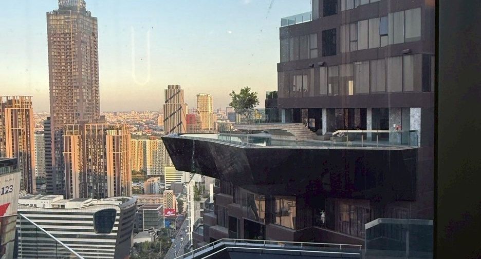 For rent 1 bed condo in Huai Khwang, Bangkok