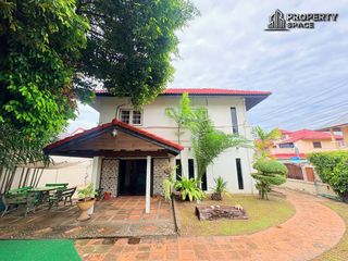 Villa en alquiler de 3 habitaciones en Bang Lamung, Chonburi