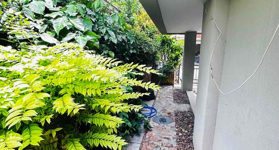 For sale 3 ベッドルーム villa in Bang Lamung, Chonburi