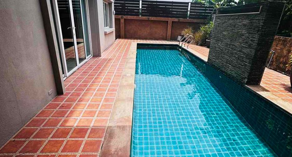 For sale 3 ベッドルーム villa in Bang Lamung, Chonburi