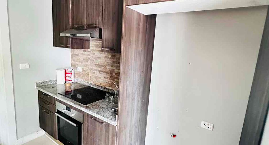 For sale 3 ベッドルーム villa in Bang Lamung, Chonburi