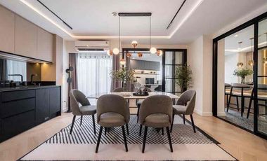 For sale 4 bedrooms condo in Watthana, Bangkok