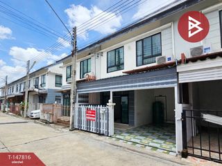 For sale 3 bedrooms townhouse in Phan Thong, Chonburi