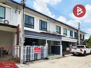 For sale 3 bedrooms townhouse in Phan Thong, Chonburi
