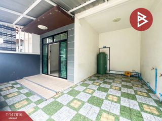 For sale 3 bedrooms townhouse in Phan Thong, Chonburi