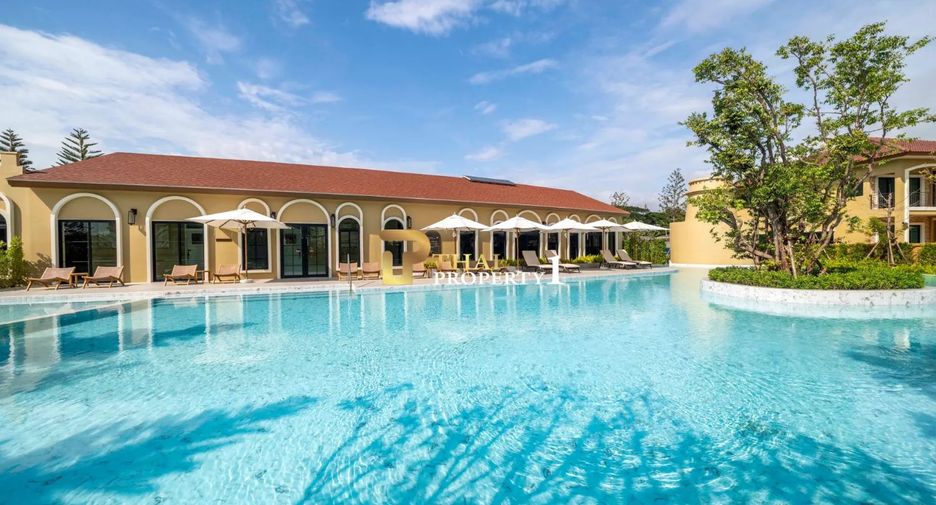 For sale 4 bedrooms villa in Hua Hin, Prachuap Khiri Khan