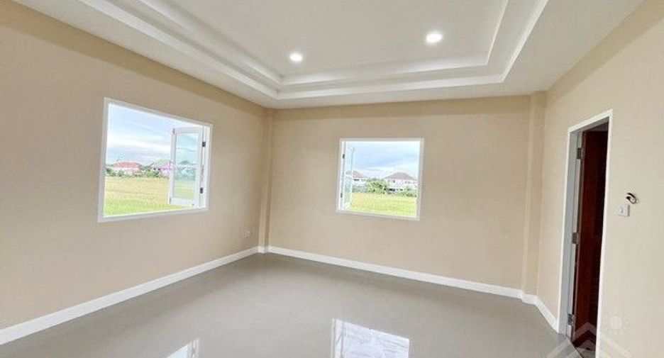 Продажа 4 спальни дом в Кхлонг Сам Ща, Бангкок