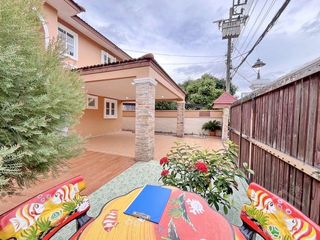 For sale 4 bedrooms house in Khlong Sam Wa, Bangkok
