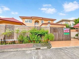 For sale 4 bedrooms house in Khlong Sam Wa, Bangkok