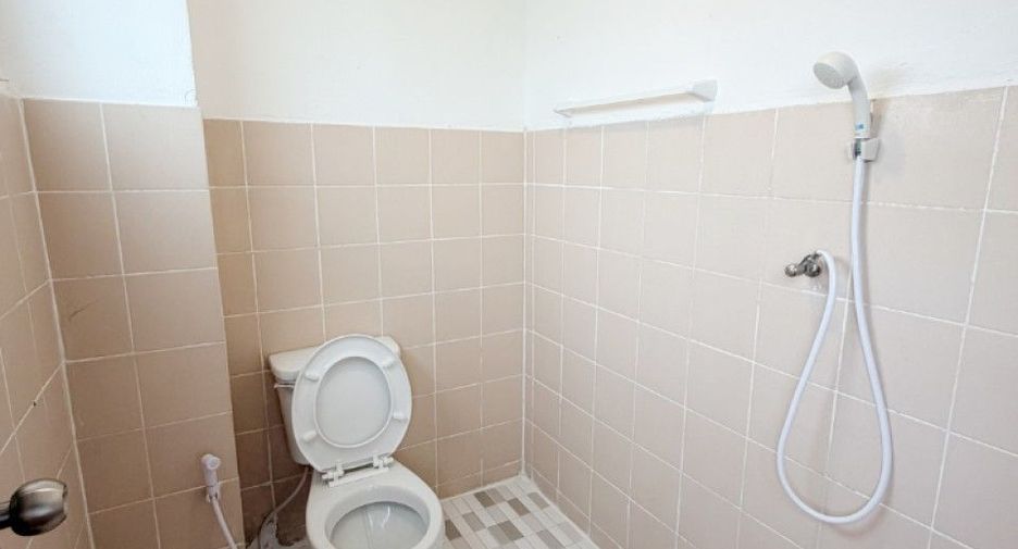 For sale retail Space in Thanyaburi, Pathum Thani