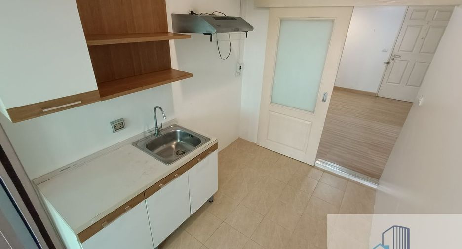 À vendre 1 chambre condo à Bang Kapi, Bangkok
