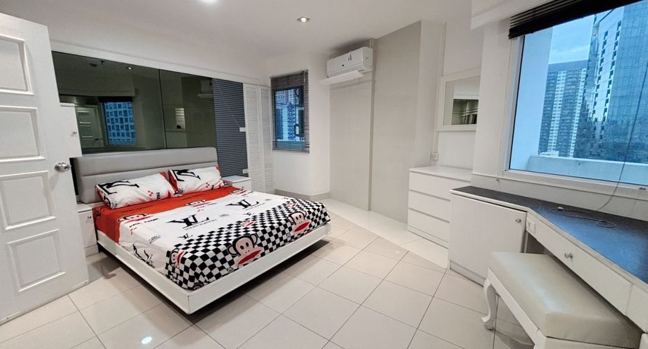 For rent 3 ベッドルーム condo in Watthana, Bangkok
