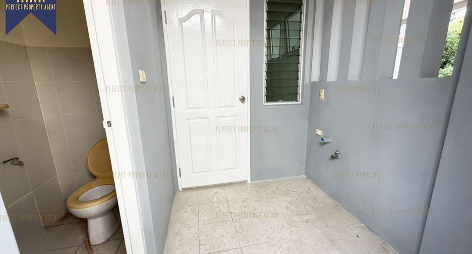 Продажа 4 спальни дом в Mueang Samut Prakan, Самутпракан