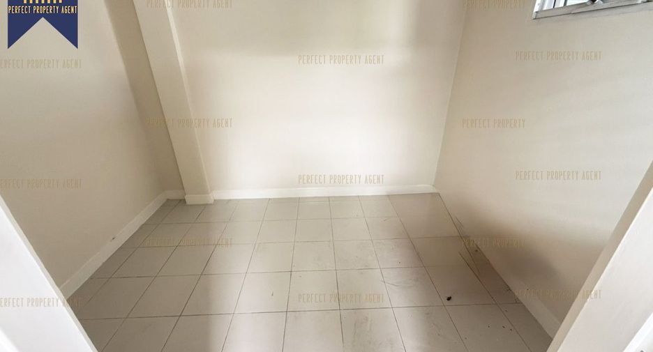 Продажа 4 спальни дом в Mueang Samut Prakan, Самутпракан