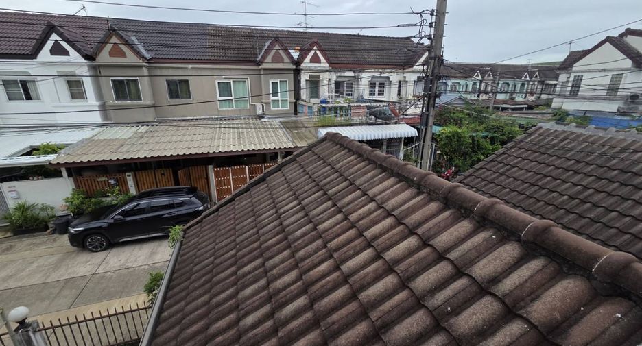 出售 2 卧室 联排别墅 在 Mueang Nonthaburi, Nonthaburi
