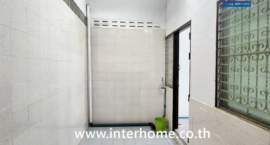À vendre 1 chambre maison de ville à Bang Bua Thong, Nonthaburi